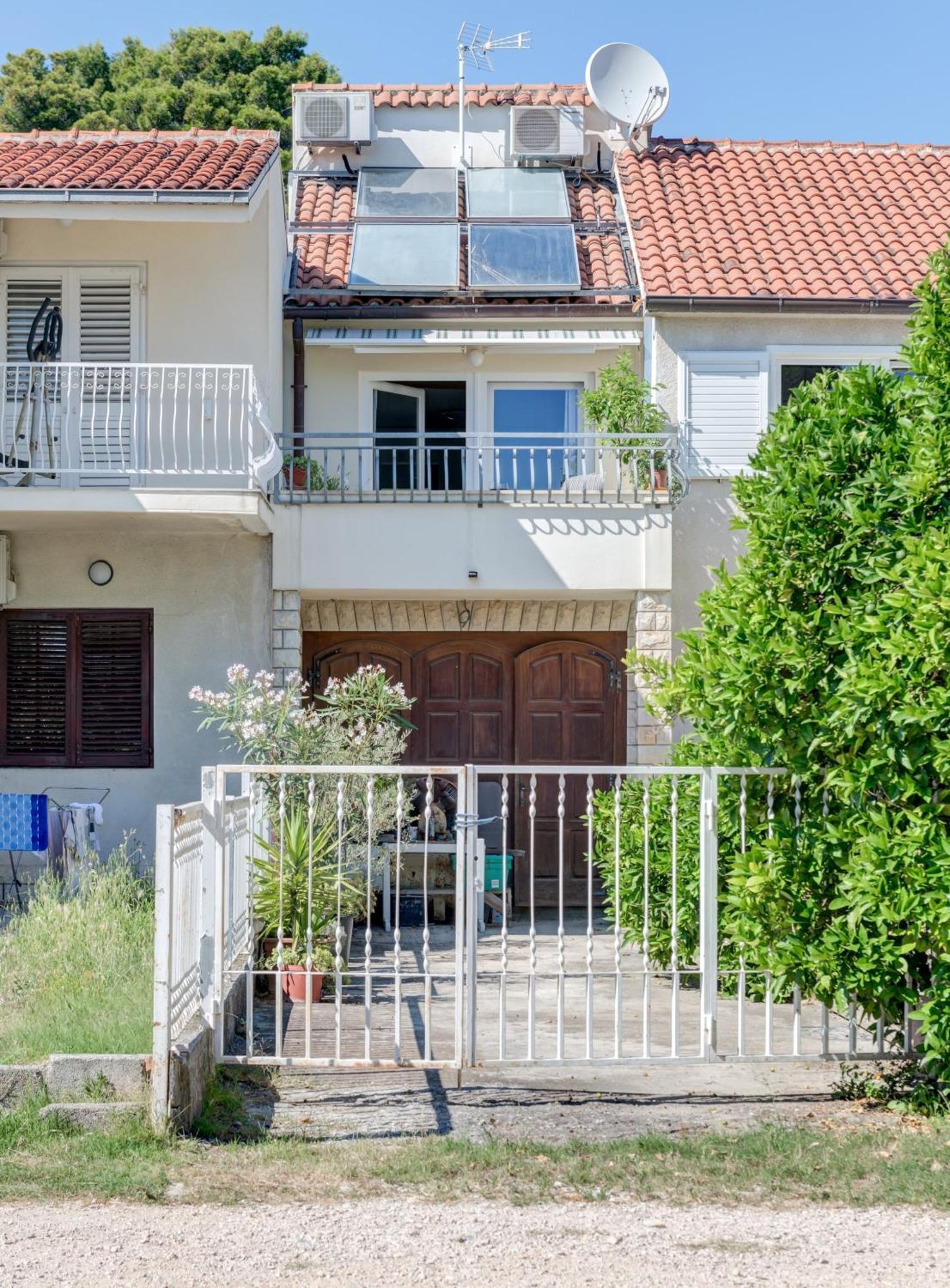 Beachfront Apartment Milan, With Balcony 斯普利特 外观 照片